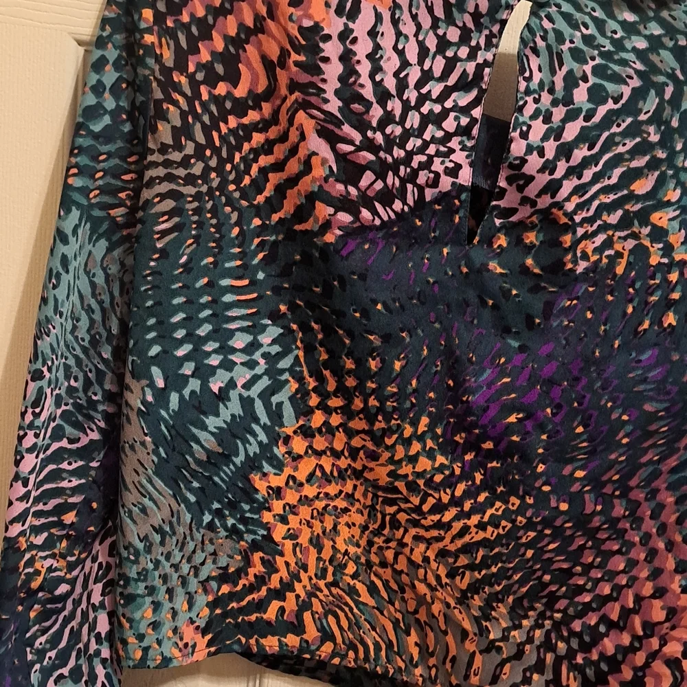 Charlotte Russe Junior  top GUC - Picture 3 of 5